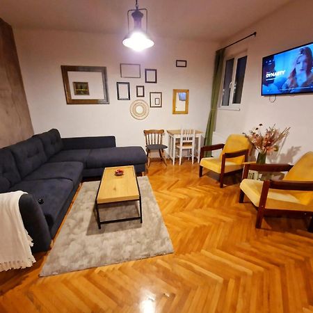 Nomad Apartment Braşov Exteriör bild