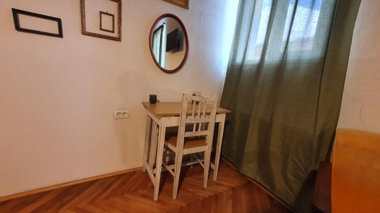 Nomad Apartment Braşov Exteriör bild